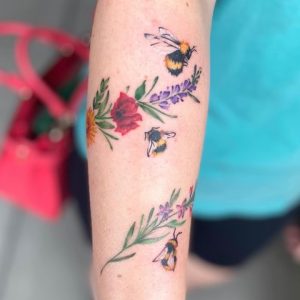 Custom Bees + Florals